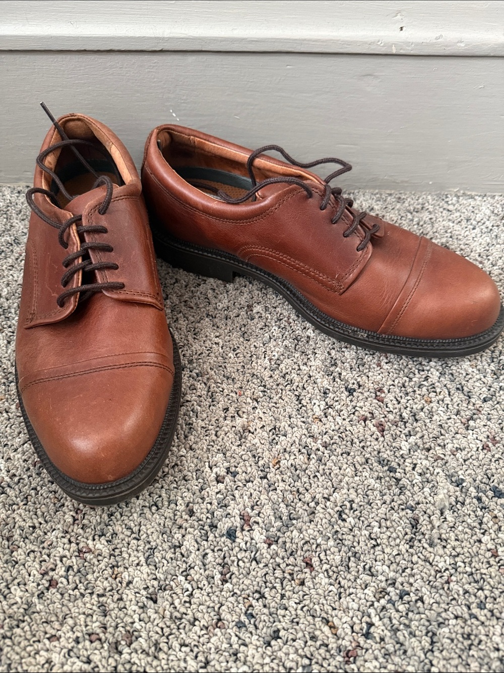 FRYE Men's Brown Leather Cap-Toe Oxford Dress Shoes Sz 10.5.